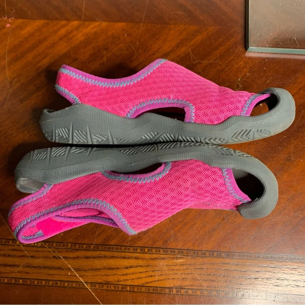 Girl’s Crocs Swiftwater Water Sandals